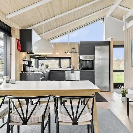 Natalija - 975m From The Sea In Nw Jutland By Interhome Holiday home *
